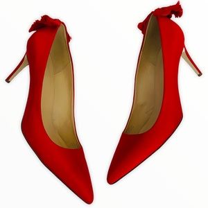 red pumps size 11